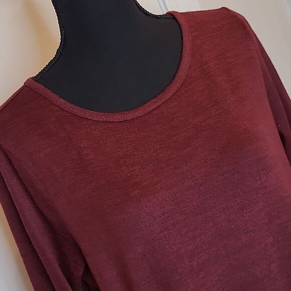 DG2 Maroon Sweater - Picture 2 of 9